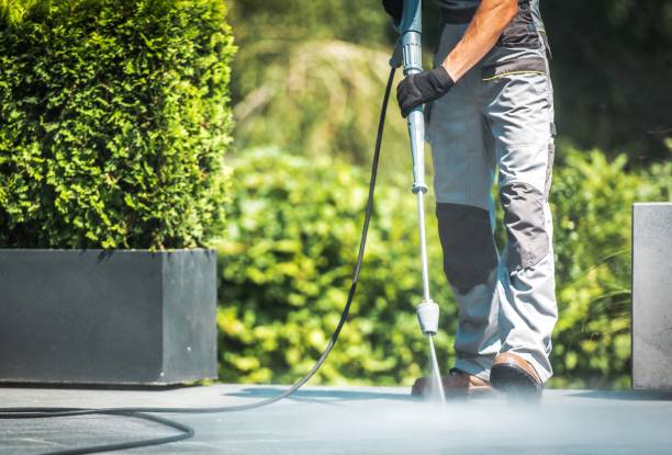 Best Pool Deck Cleaning  in Covina, CA